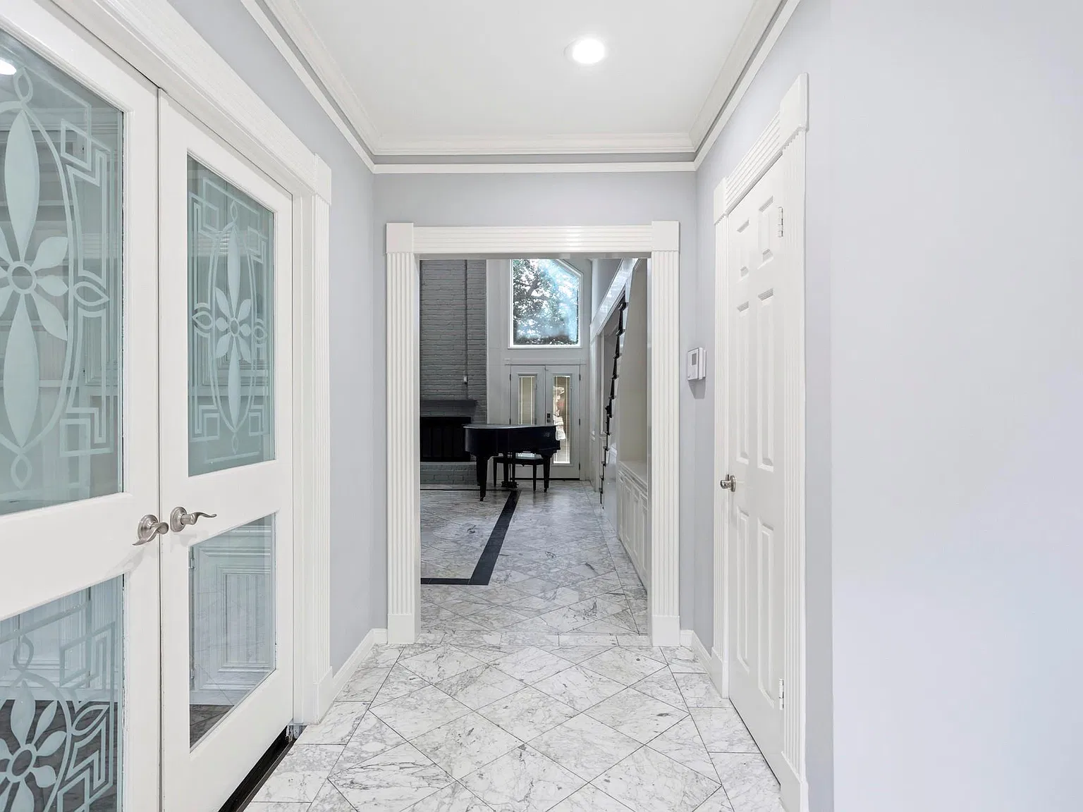 4 bed, 2.5 bath, 2938 sqft, $3,100 — Photo 4