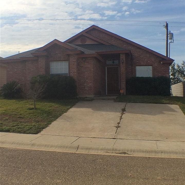 1st image of 1048 Trent Dr