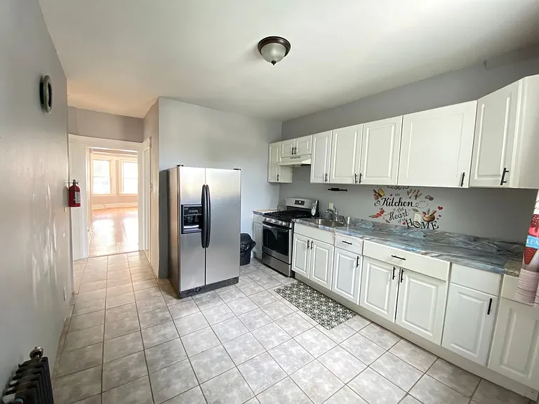 56 Newton Pl #1 — Photo 6