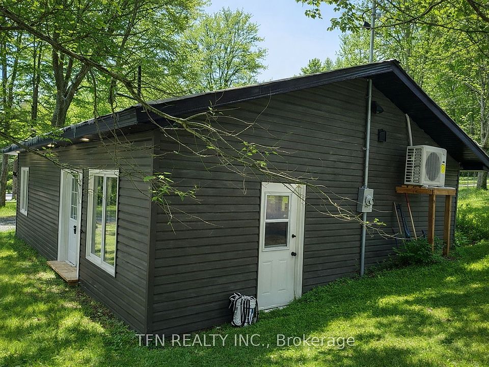 1st image of 385 Gables Rd