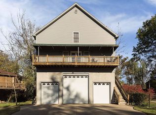 907 Riverside Dr, Louisville, KY 40207