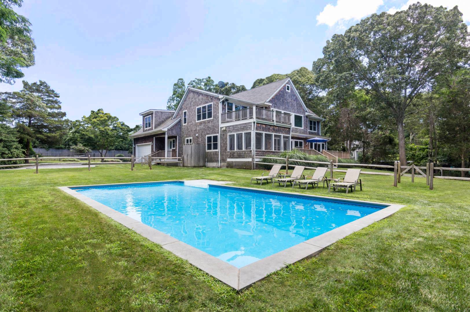 16 Bittersweet Ln, Sag Harbor, NY 11963 Out East