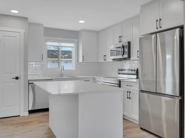 1235 Keswick Dr SW, Edmonton, AB