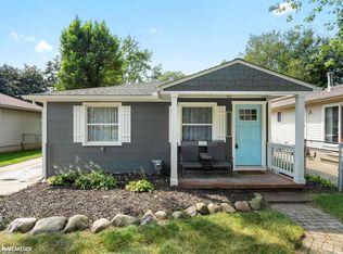 47465 Greenview Rd, Shelby Township, MI 48317