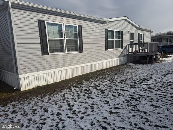 3rd image of 14 Egret Dr