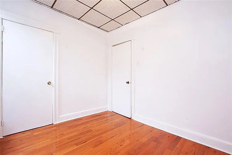 1st image of 164 Mallory Ave #1