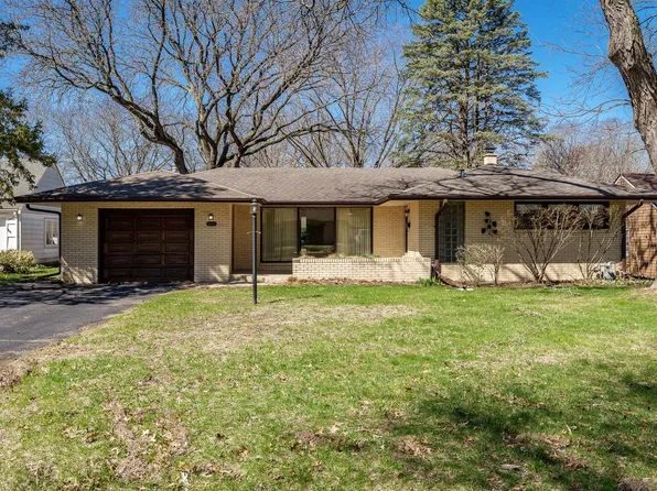 3432 N Court St, Rockford, IL 61103