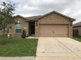 1303 Wallflower Ave, Baytown, TX 77521
