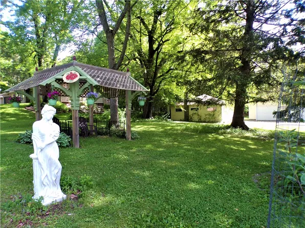 1101 Menasha Avenue E, Ladysmith, WI 54848