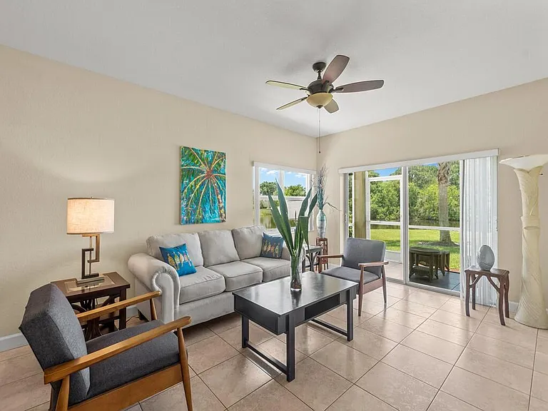 4210 Gator Trace Ave #B — Photo 10