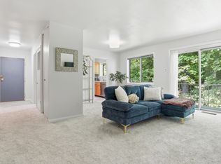 10618 Kenilworth Ave APT 203, Bethesda, MD 20814