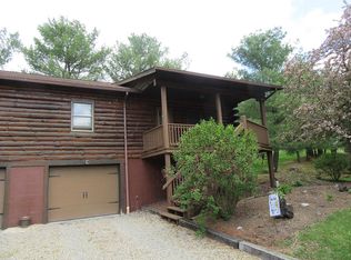 3266 Schneiders Crossing Rd NW #E, Dover, OH 44622