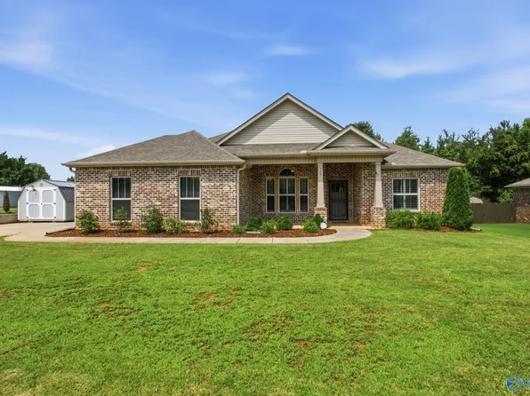 169 Andover Ln, Huntsville, AL 35811