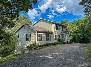 86 Cozy Mountain Ln, Weaverville, NC 28787
