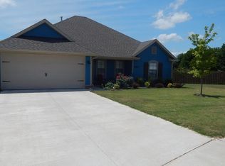 3877 Kirkbridge Pl, Springdale, AR 72764