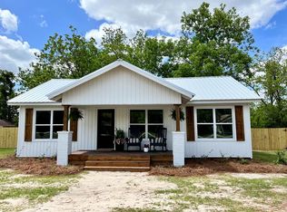712 NW Central Ave, Blackshear, GA 31516