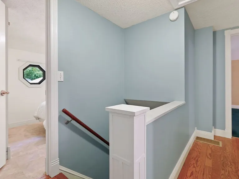 119 Pleasant Ln E — Photo 29