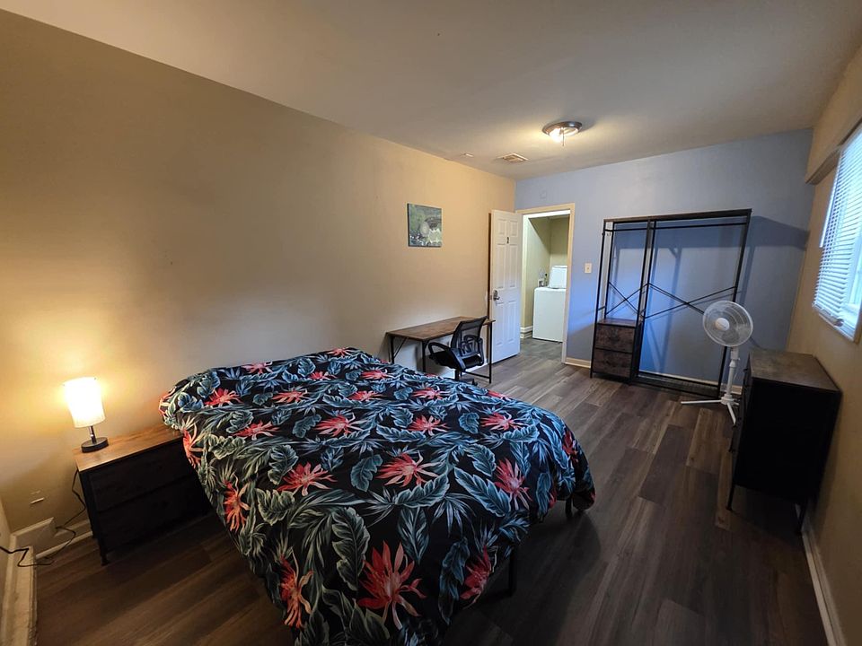 Large space with desk. Right by the washer and dryer area!