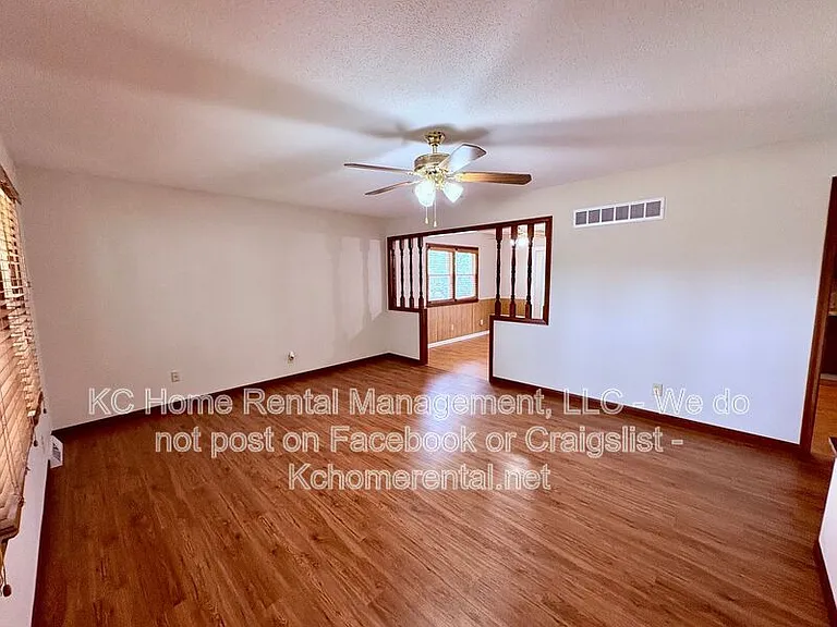 6012 Noland Rd — Photo 9