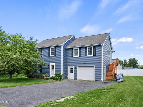 25 Valentine Ln, Lee, MA 01238