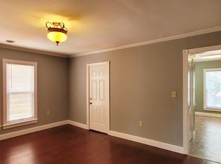 373 W 1st St APT 3, Elmira, NY