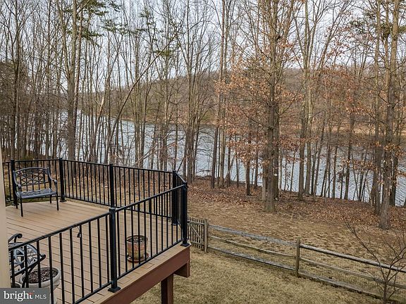 4th image of 315 Grebe Dr