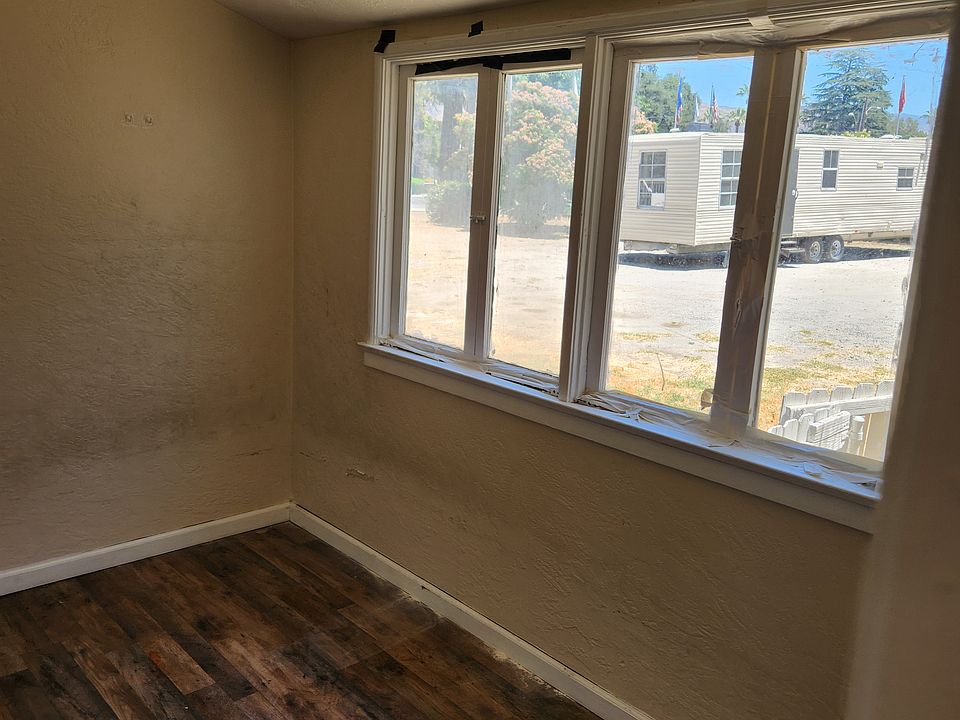 1st image of 287 S Estudillo Ave