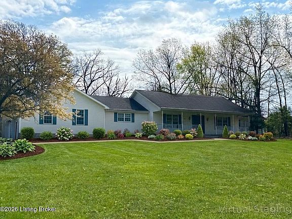 2nd image of 211 Winter Park Pl