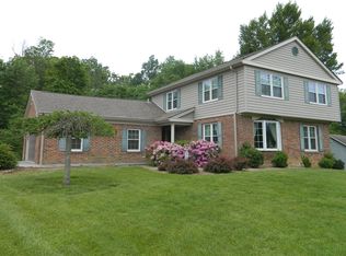 622 Foxfire Rd, Elizabethtown, KY 42701