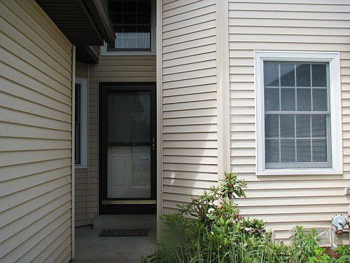 2nd image of 22 Baybridge Dr
