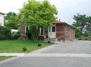 62 Alicewood Ct #BASEMENT, Toronto, ON M9V3Y5