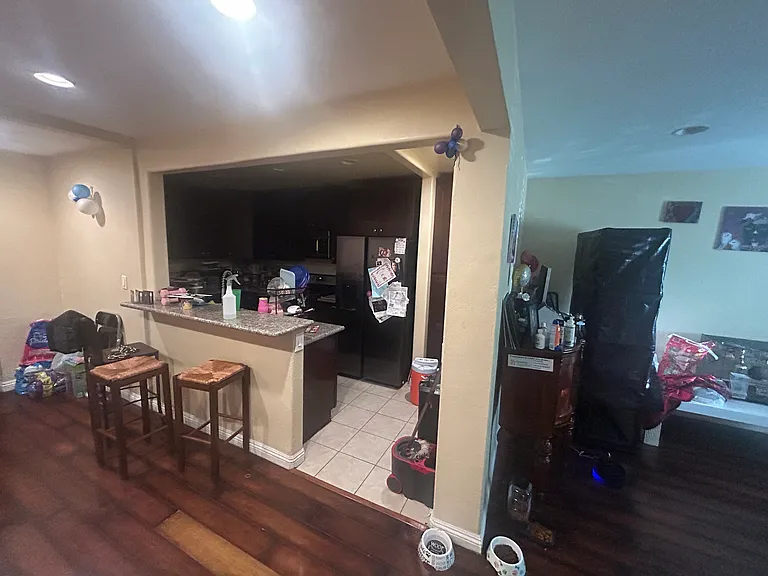 7438 Milwood Ave — Photo 14