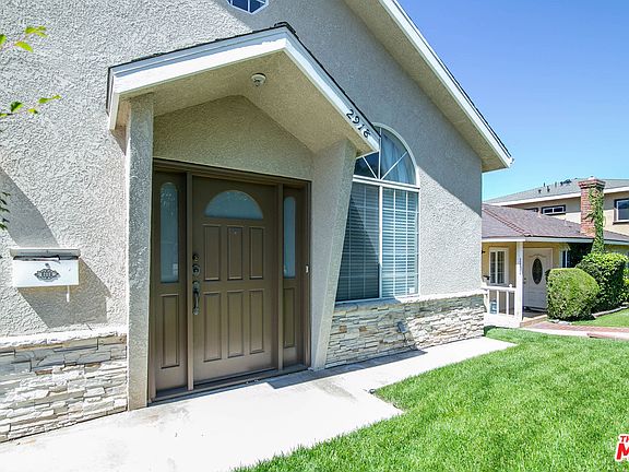 2nd image of 2918 Los Olivos Ln