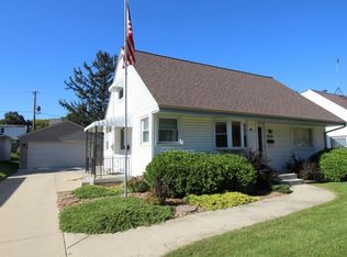 545 N 91st St, Milwaukee, WI 53226