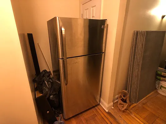 Rented by Sovereign Associates | media 9