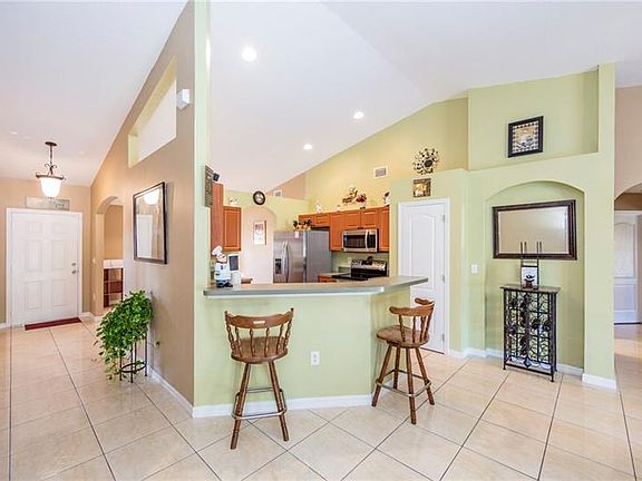 4th image of 1601 Minnow Ln