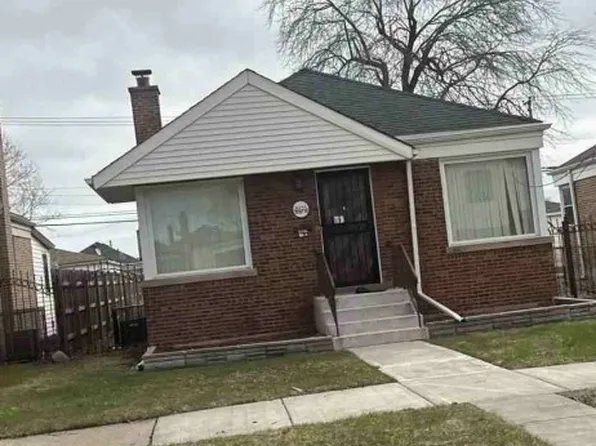 8935 S Cregier Ave, Chicago, IL 60617