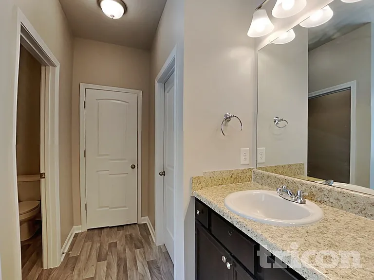 228 Arbor Dr — Photo 8