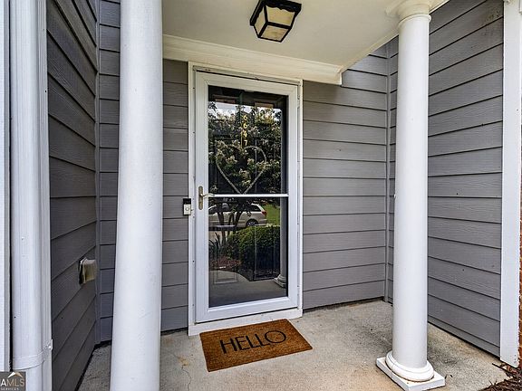 3rd image of 6647 Splashwater Dr
