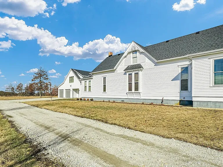 2132 Deland Monticello Rd — Photo 8