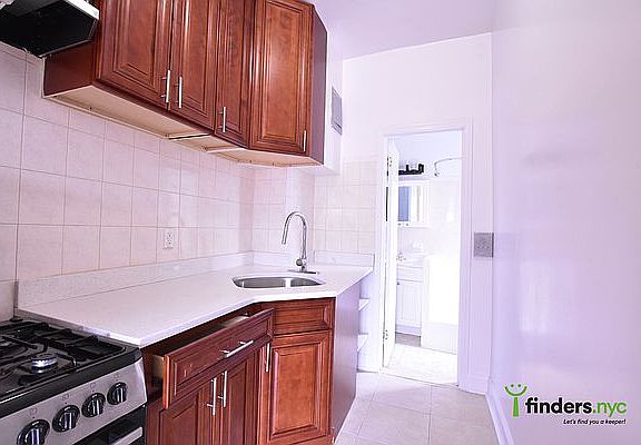 2nd image of 605 W 184th St APT 5EF