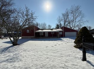 153 3rd St, Charlestown, IN 47111