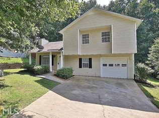 5230 Sugar Crest Dr, Buford, GA 30518