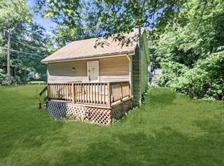 36 Pine Rd, Charlton, MA 01507