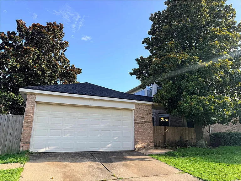 2303 Chelsea Ridge Ct — Photo 6