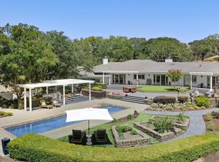 300 Shiloh Valley Ct, Santa Rosa, CA 95403