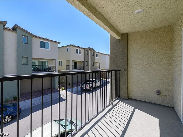 6849 Prairie Pearl St — Photo 11