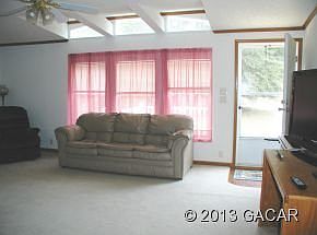 3rd image of 358 SE Downing Dr