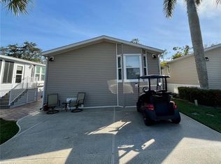 1570 Diamond Lake Cir, Naples, FL 34114