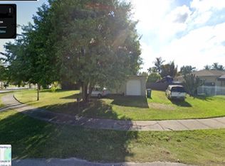 15250 Jackson Dr, Homestead, FL 33033